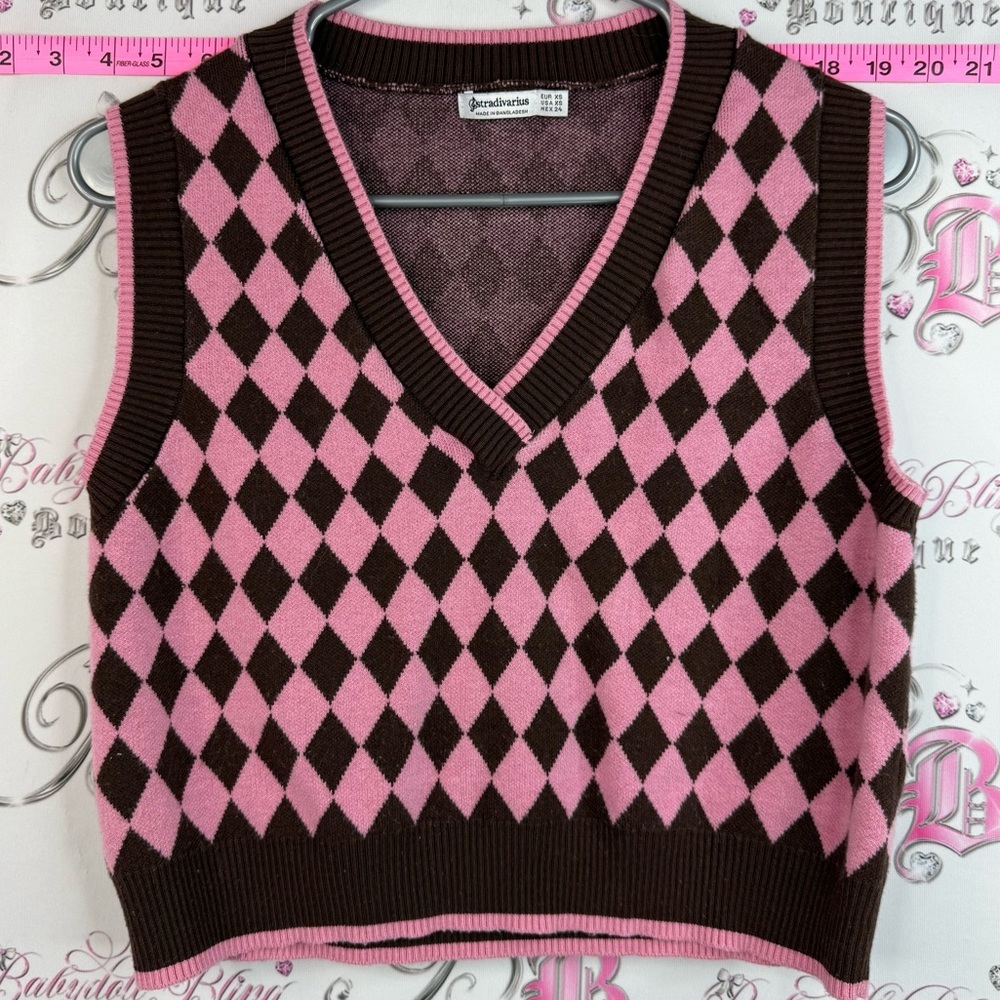 stradivarius tank top preppy diamond Pink and Brown Argyle V-Neck Sweater Vest